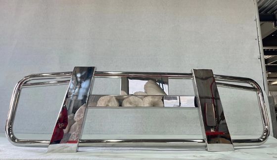 Paraurti per autocarri pesanti di alta qualità della fabbrica Dongsui, protezioni per cervi per VOLVO SCANIA BENZ MAN