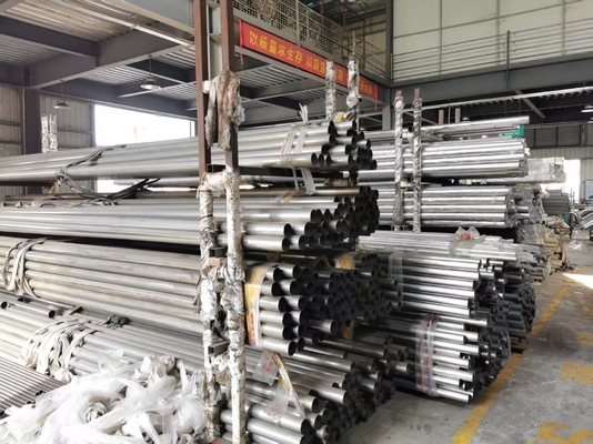 Paraurti per autocarri pesanti di alta qualità della fabbrica Dongsui, protezioni per cervi per Freightliner Cascadia, Volvo, International Prostar, Kenworth, Peterbilt, Mack Pinnacle