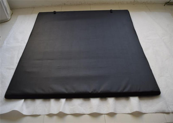 Copriletto ripiegabile molle del Tonneau del PVC 12 mesi di garanzia per Toyota Hulix Revo