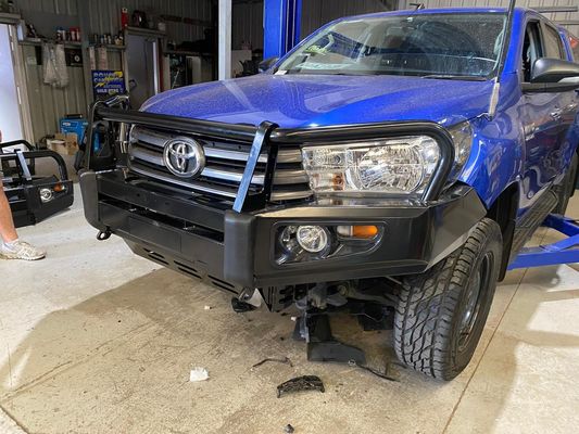 Acciaio Front Bull Bar For Toyota Hilux Revo Vigo Nissan Navara Np di Wholesale Powder Coated del produttore dell'OEM 300 D40