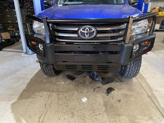 Acciaio Front Bull Bar For Toyota Hilux Revo Vigo Nissan Navara Np di Wholesale Powder Coated del produttore dell'OEM 300 D40