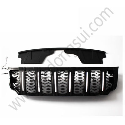 Automobile nera di plastica Front Grill For Nissan NP300 dell'ABS dell'OEM leggero