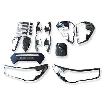 Serie completa di plastica di Chrome del nastro per Toyota Hilux 2021