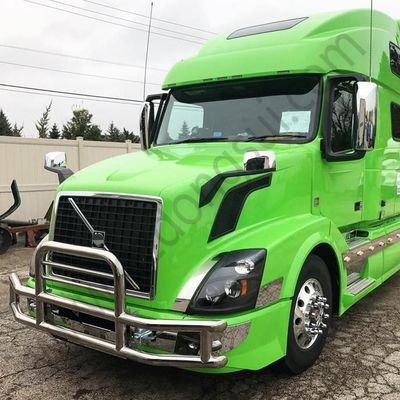 Paraurti per camion classici Dongsui Factory, resistenti, originali di fabbrica nordamericana, nuovi paraurti per camion semi, protezioni per cervi per Freightliner Cascadia, Volvo, International Prostar, Kenworth, Peterbilt, Mack Pinnacle